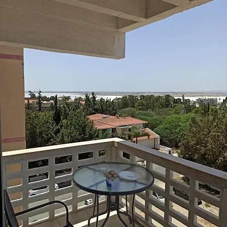 Ideal Famille Panoramic View Lac Sale Larnaca Exterior photo